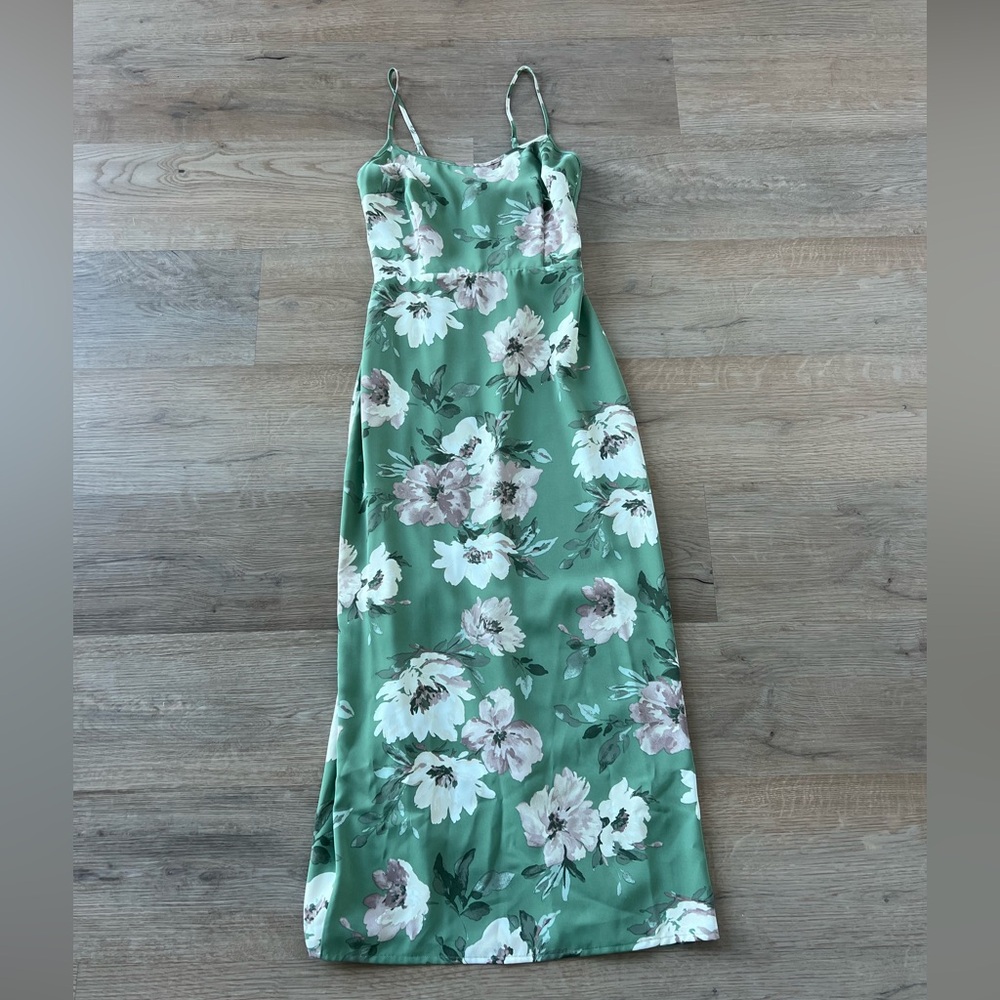 Abercrombie & Fitch green floral midi length dress